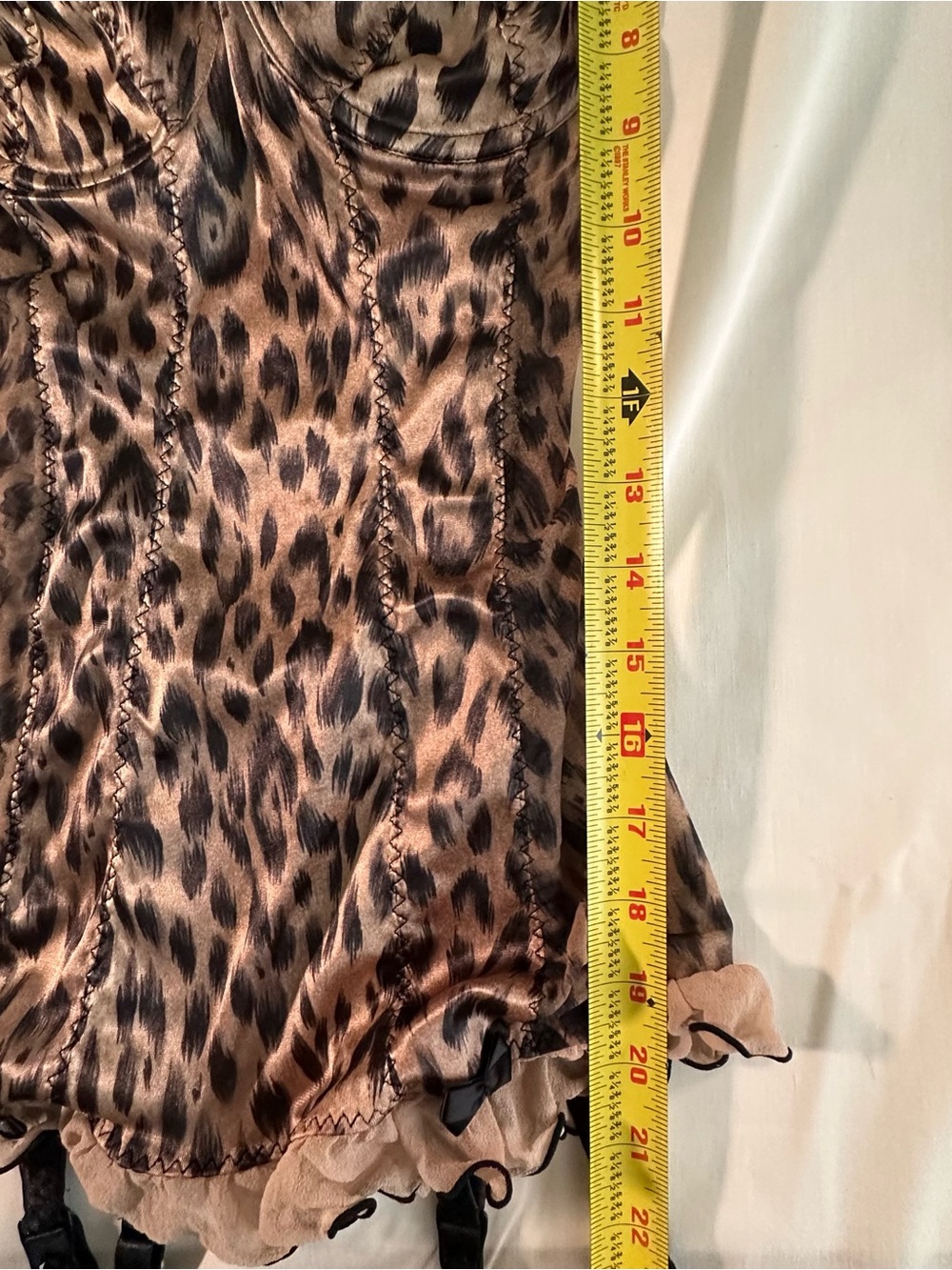 Victoria's Secret Leopard-Print Satin Chemise sexy, lace, witchy fetish Y2K - Picture 5 of 11